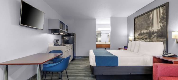 Days Inn & Suites by Wyndham Flagstaff Near University图片