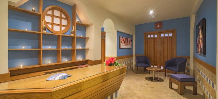 塔拉湾滨海广场酒店(Marina Plaza Hotel, Tala Bay)图片