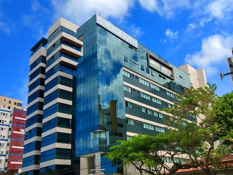 阿奎尔套房酒店