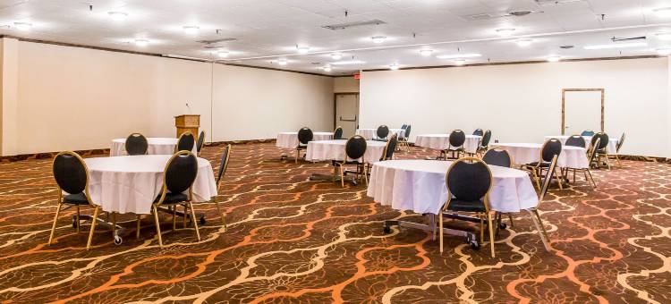 波由特酒店(Studio 6 Suites Butte MT I-90 I-15)图片