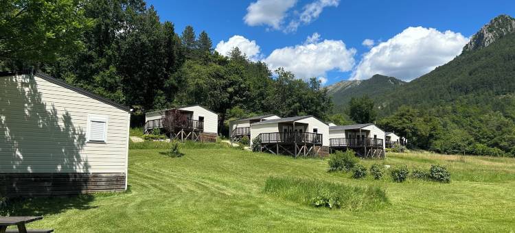 白岩露营地(Camping White Rock)图片