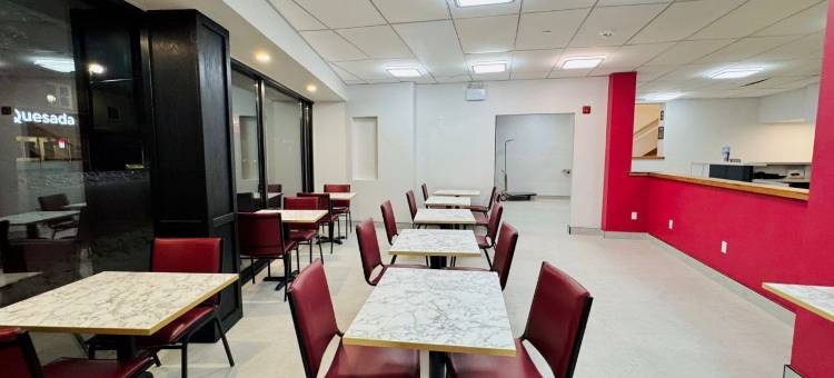 温德姆华美达柯克兰湖(Ramada by Wyndham Kirkland Lake)图片