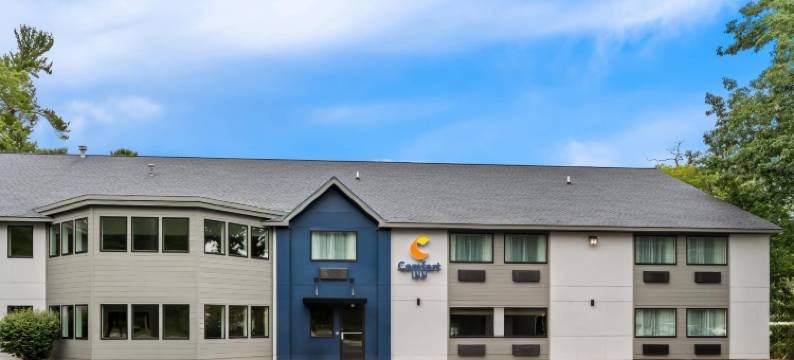 特拉弗斯城舒适酒店(Comfort Inn Traverse City)图片