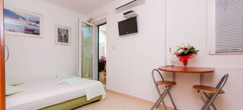 埃娜公寓(Apartments Ena)图片