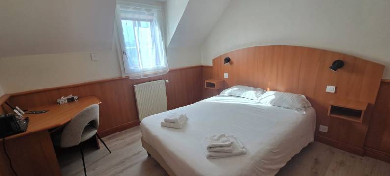 Logis Hôtel 餐厅 Les Fontaines(Logis Hôtel Restaurant les Fontaines)图片