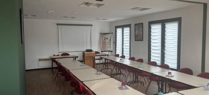 鲁昂北康铂酒店(Campanile Rouen Nord - Mont Saint Aignan)图片