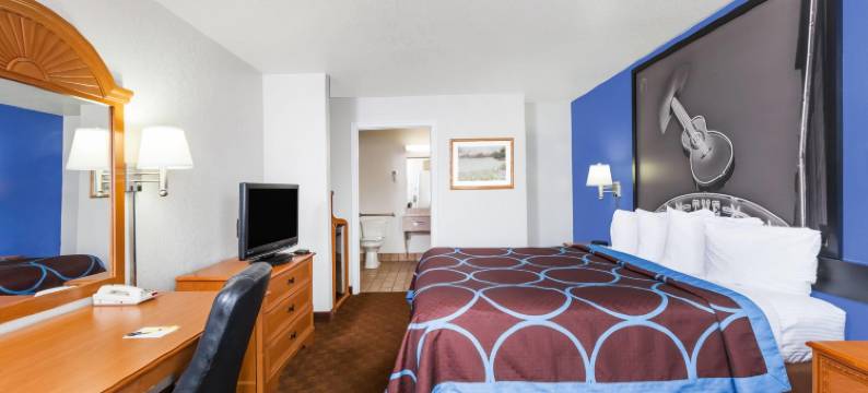 克利本温德姆速8酒店(Super 8 by Wyndham Cleburne)图片