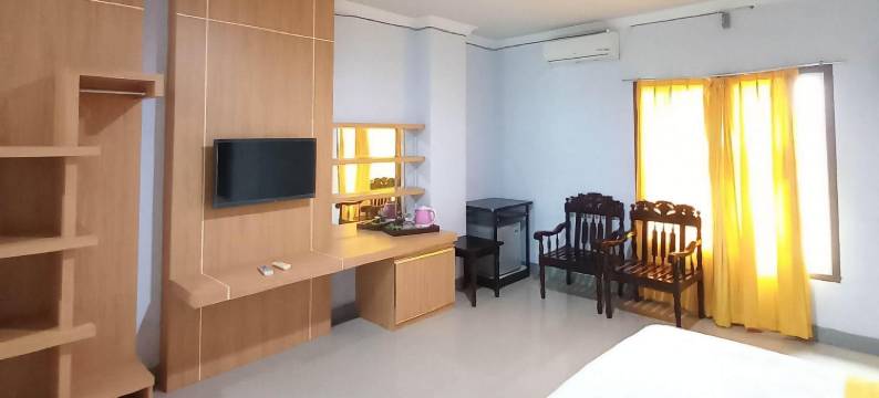 RedDoorz Near Poso City Mall图片