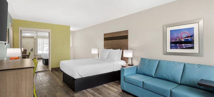 假日沙滩贝斯特韦斯特优质套房酒店(Best Western Plus Holiday Sands Inn  Suites)图片