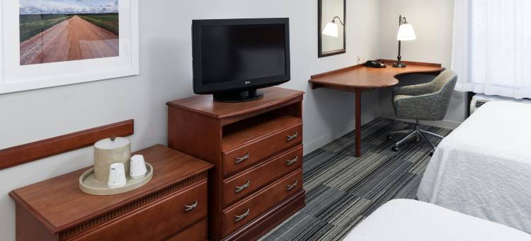 锡达拉皮兹北欢朋套房酒店(Hampton Inn & Suites Cedar Rapids - North)图片