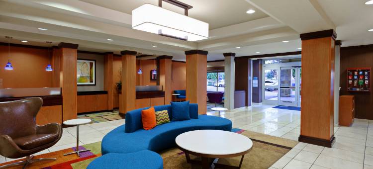 拉加尔托西科维纳万枫酒店及套房(Fairfield Inn & Suites Los Angeles West Covina)图片