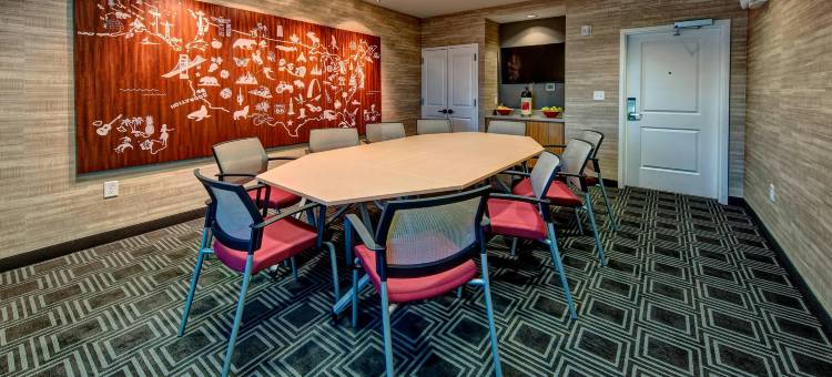 奥本大学区万豪TownePlace套房酒店(TownePlace Suites Auburn University Area)图片