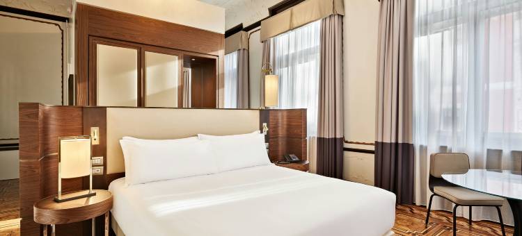 的里雅斯特希尔顿逸林酒店(Doubletree by Hilton Trieste)图片