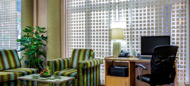 弗里蒙特硅谷拉昆塔温德姆套房酒店(La Quinta Inn & Suites by Wyndham Fremont / Silicon Valley)图片