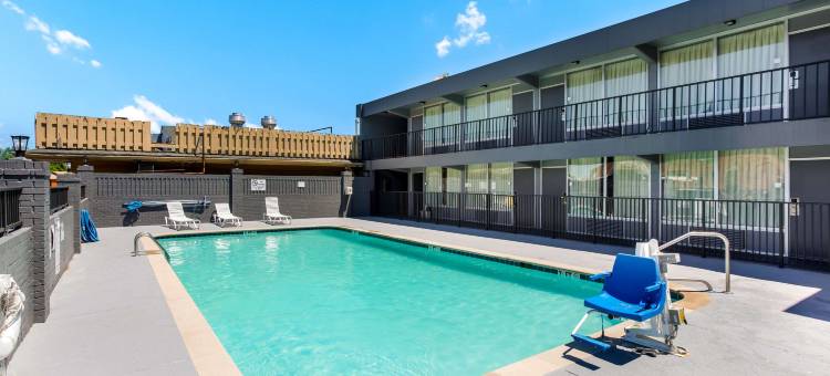 加拉廷 - 纳许维尔地铁伊克诺郊外小屋(Econo Lodge Gallatin - Metro Nashville)图片