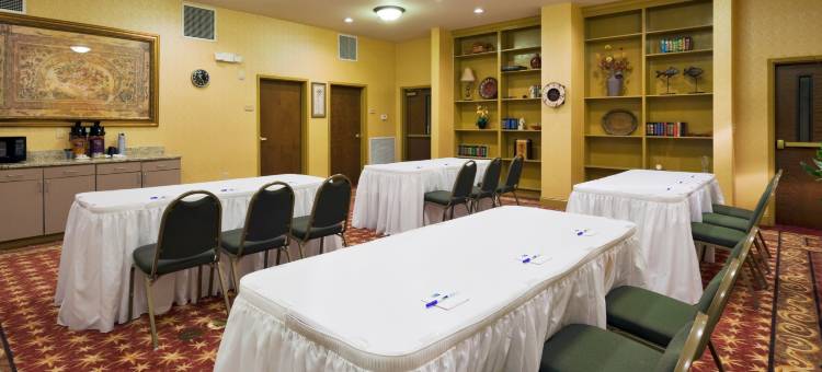 Holiday Inn Express & Suites PELL市(Holiday Inn Express & Suites Pell City)图片
