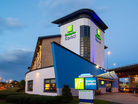 格拉斯哥机场智选假日酒店