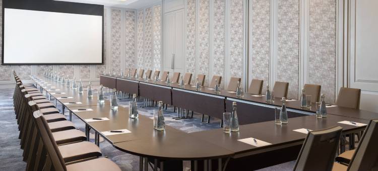 泗水喜来登酒店(Sheraton Surabaya Hotel & Towers)图片