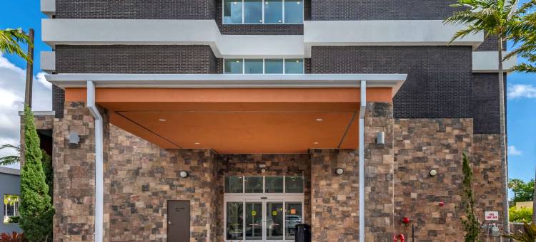 罗德岱尔堡机场-邮轮码头舒适套房酒店(Comfort Suites Fort Lauderdale Airport & Cruise Port)图片