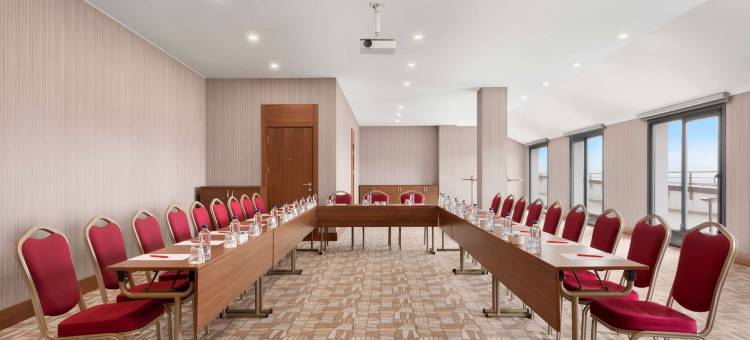 萨卡里亚亨德克温德姆华美达酒店(Ramada by Wyndham Sakarya Hendek)图片