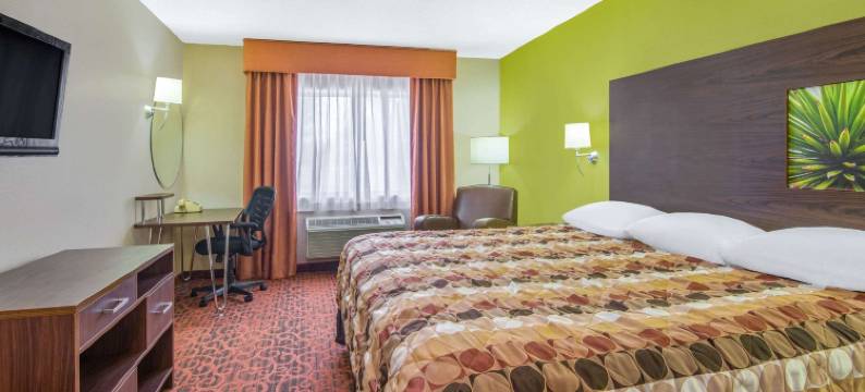 波塔利斯速8酒店(Super 8 by Wyndham Portales)图片