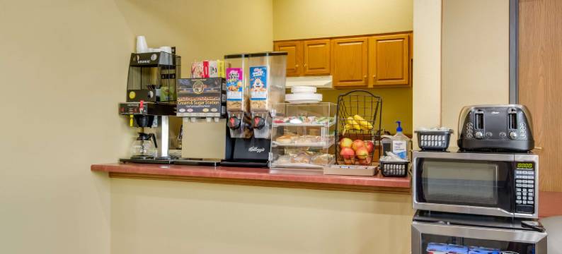 独立镇美洲最佳价值套房酒店(Americas Best Value Inn and Suites Independence)图片