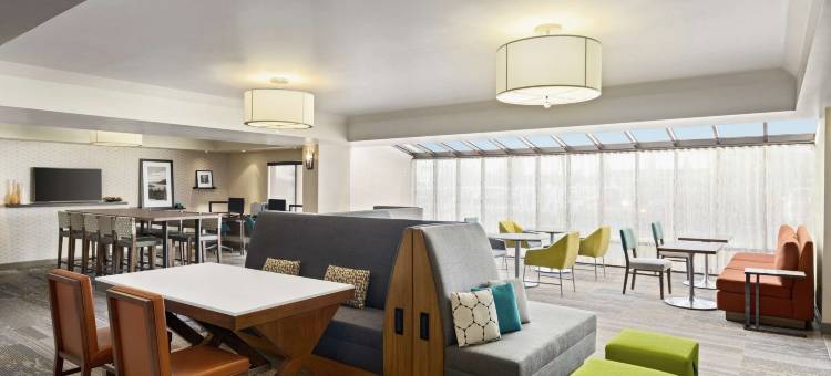 希尔顿欢朋酒店-波特兰机场(Hampton Inn Portland Airport)图片