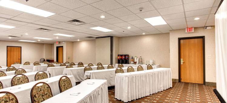 希尔顿欢朋套房酒店-艾迪生(Hampton Inn & Suites Addison)图片