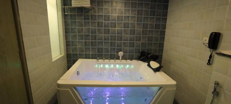 蜂鸟酒店和宴会(Humming Bird Hotel & Banquet)图片