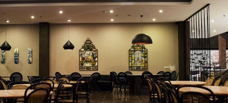 波佐尼科洛东方酒店(Hotel Eastern Bojonegoro)图片