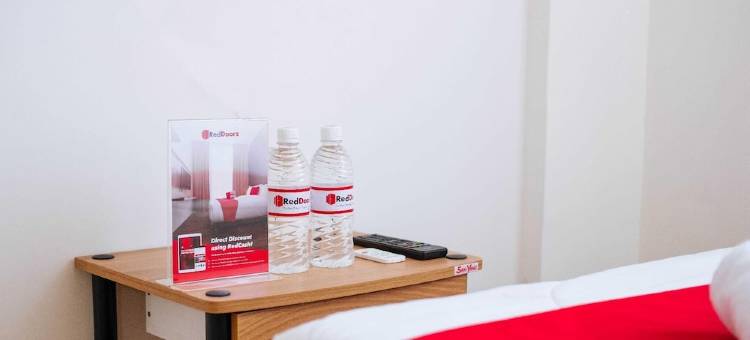 RedDoorz Plus @Yeesort Lapaz Iloilo City图片