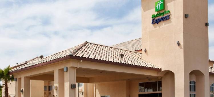 Holiday Inn Express 马德拉(Holiday Inn Express MADERA-YOSEMITE PK AREA by IHG)图片