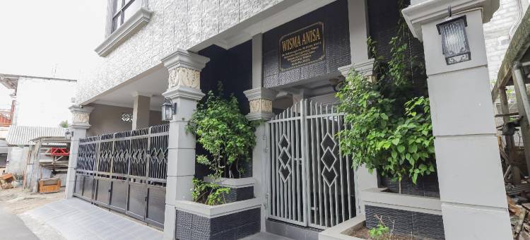 STAN大学附近库尔科斯特伊斯兰酒店(KoolKost Syariah Near Universitas Stan)图片