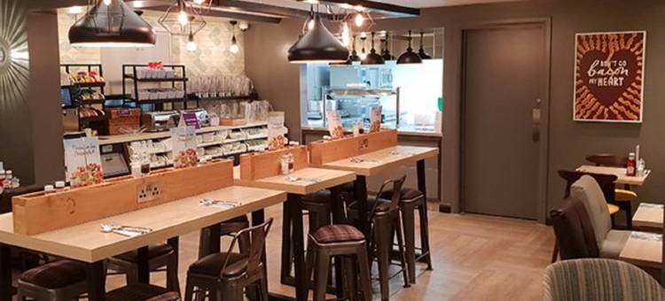 切姆斯福德博勒姆普里米尔酒店(Premier Inn Chelmsford (Boreham))图片
