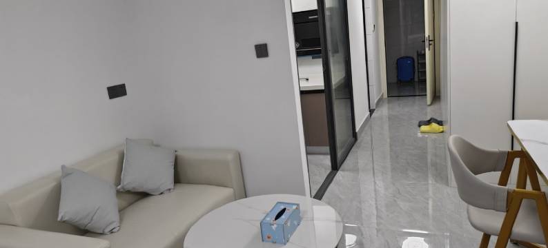 福州杏福小苑影音民宿(福州火车南站店)图片