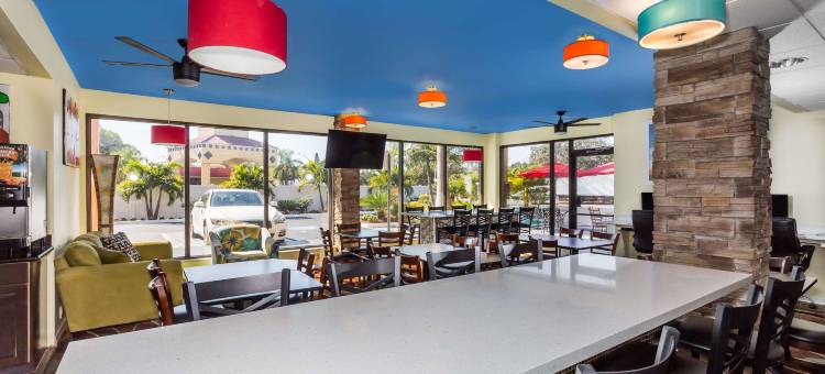 萨拉索塔湾温德姆戴斯酒店(Days Inn by Wyndham Sarasota Bay)图片