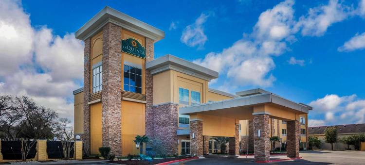 比维尔拉昆塔温德姆套房酒店(La Quinta Inn & Suites by Wyndham Beeville)图片