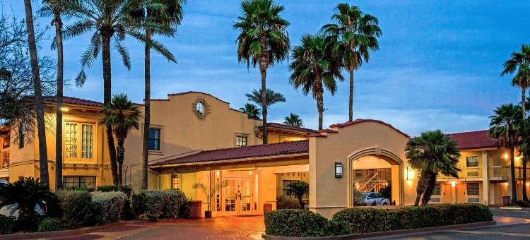 拉雷多I-35拉昆塔温德姆酒店(La Quinta Inn by Wyndham Laredo I-35)图片