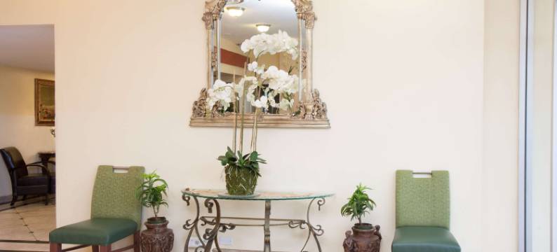 芝加哥奥黑尔北湖南速 8 酒店(Super 8 by Wyndham Chicago Northlake O'Hare South)图片