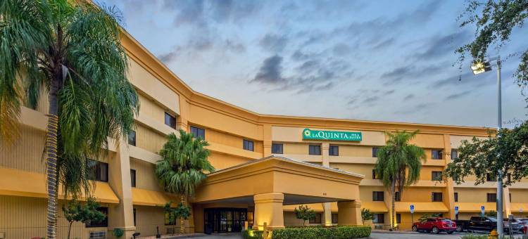 迈阿密机场东拉昆塔温德姆套房酒店(La Quinta Inn & Suites by Wyndham Miami Airport East)图片