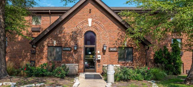 Suburban Studios 印第安纳波利斯西北 - 学院公园(Suburban Studios Indianapolis Northwest - College Parks)图片