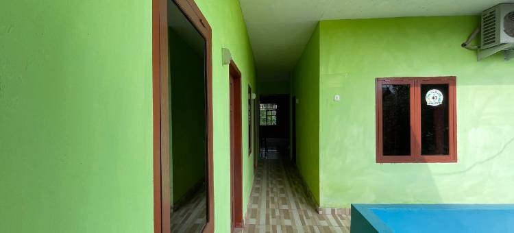 Hotel O 阿索卡英达酒店，靠近PT. PLN(国有)巴鲁变电站(Hotel O Penginapan Asoka Indah Near PT. Pln (Persero) Gardu Induk Barru)图片