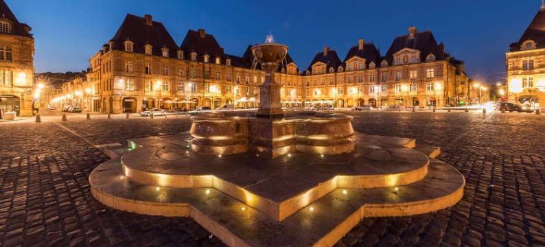 基里亚德查尔勒维勒梅兹尔酒店(Kyriad Charleville Mezieres)图片