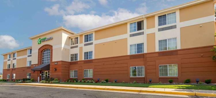 梅恩斯泰套房华盛顿杜勒斯机场酒店(MainStay Suites Washington Dulles Airport)图片