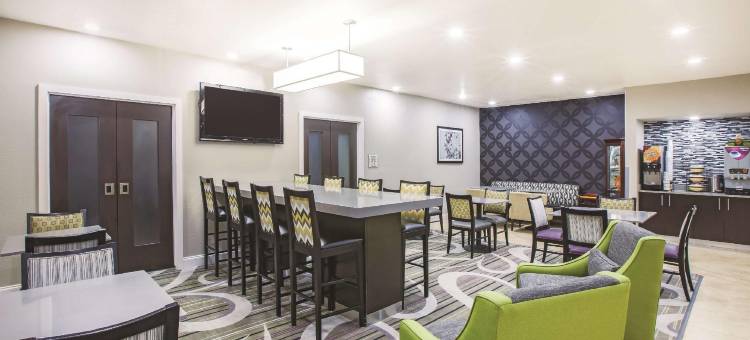 艾达拉昆塔温德姆套房酒店(La Quinta Inn & Suites by Wyndham Ada)图片