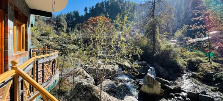 吉布什疯狂包装工旅馆(Madpackers Jibhi - of Streamsides & Waterfalls)图片