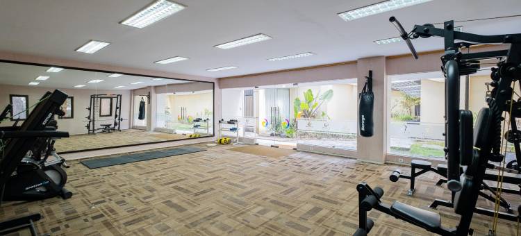 红多兹高级酒店-新埠头老兵街(RedDoorz Premium @ Jalan Veteran Bojonegoro)图片