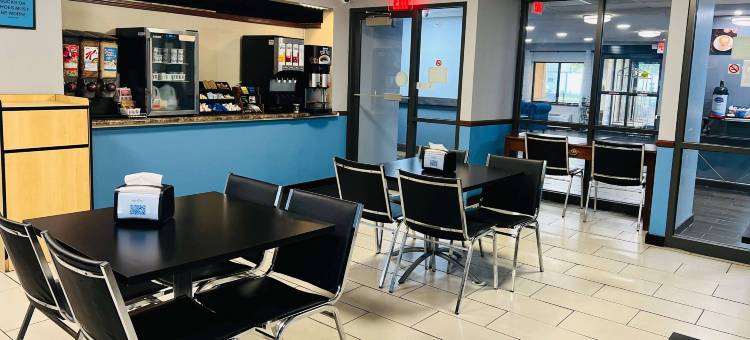 拉克罗斯-纳拉斯卡温德姆呗盟套房酒店(Baymont by Wyndham la Crosse/Onalaska)图片