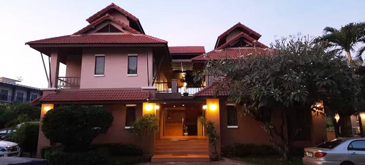 程逸阿里纳度假村和酒店(Areena Resort and Hotel Uttaradit)图片