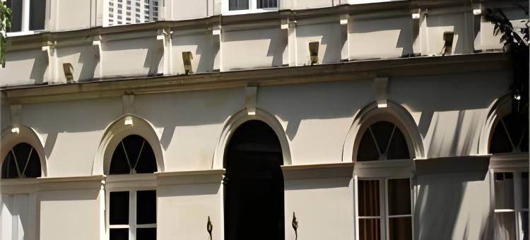 帝王大酒店(Hôtel Grand Monarque)图片